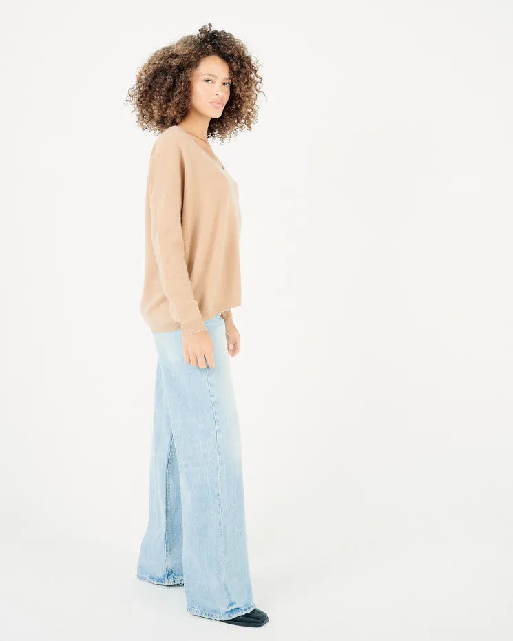Angèle 100% Cashmere Oversized V-Neck Sweater - Camel