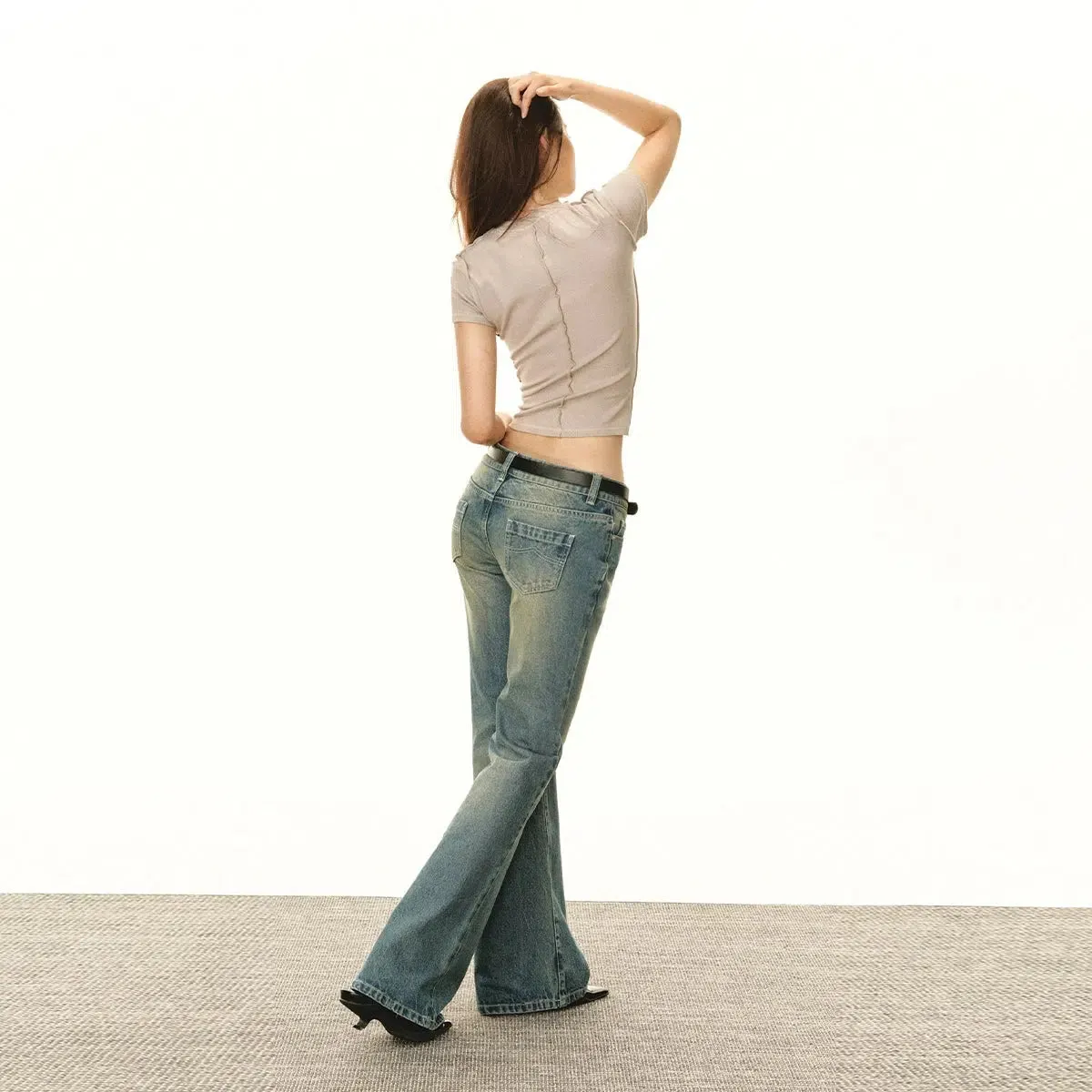 Classic High-Waisted Flared Jeans