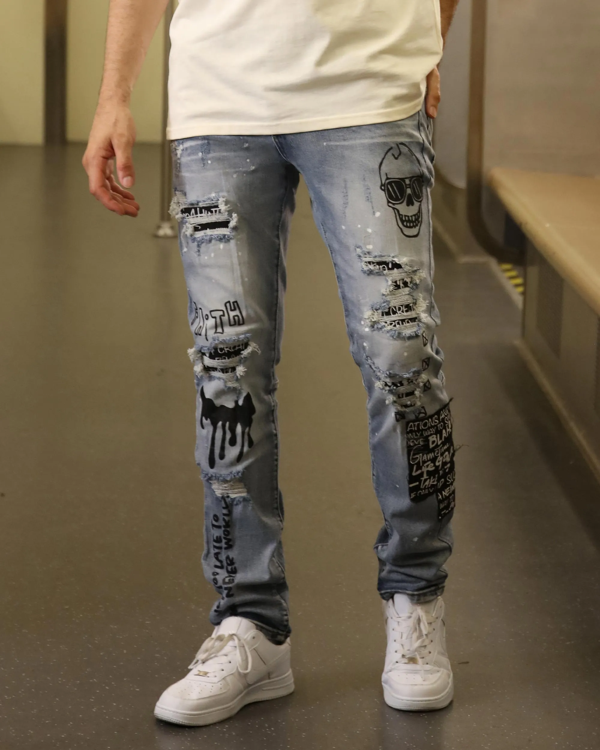 Skull Blue Graffiti  Ripped Jeans with Streetwear Edge