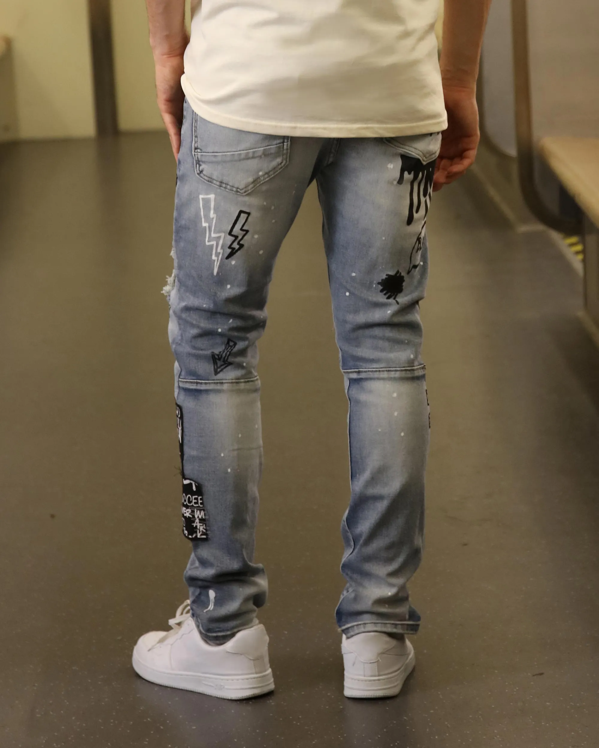 Skull Blue Graffiti  Ripped Jeans with Streetwear Edge