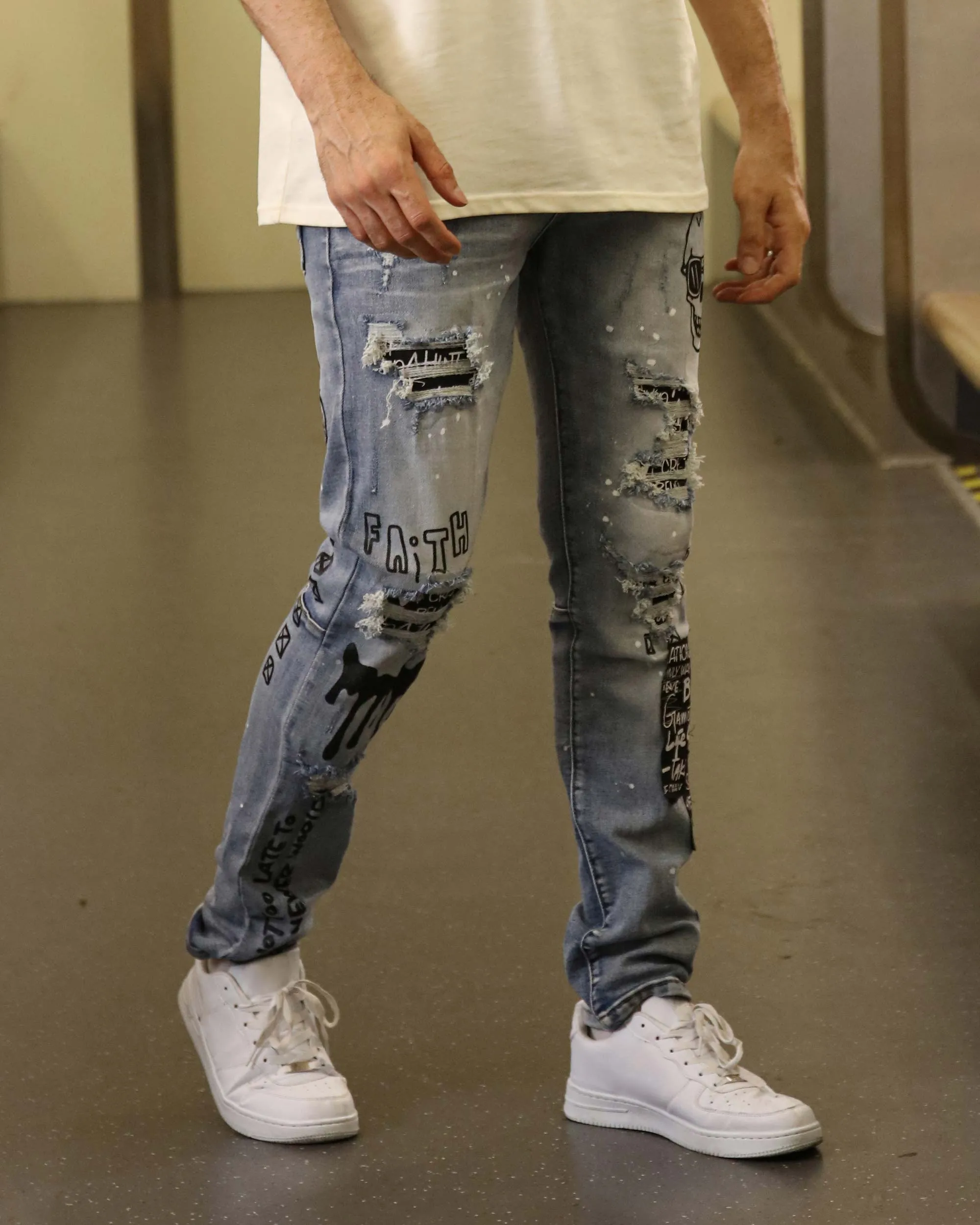 Skull Blue Graffiti  Ripped Jeans with Streetwear Edge