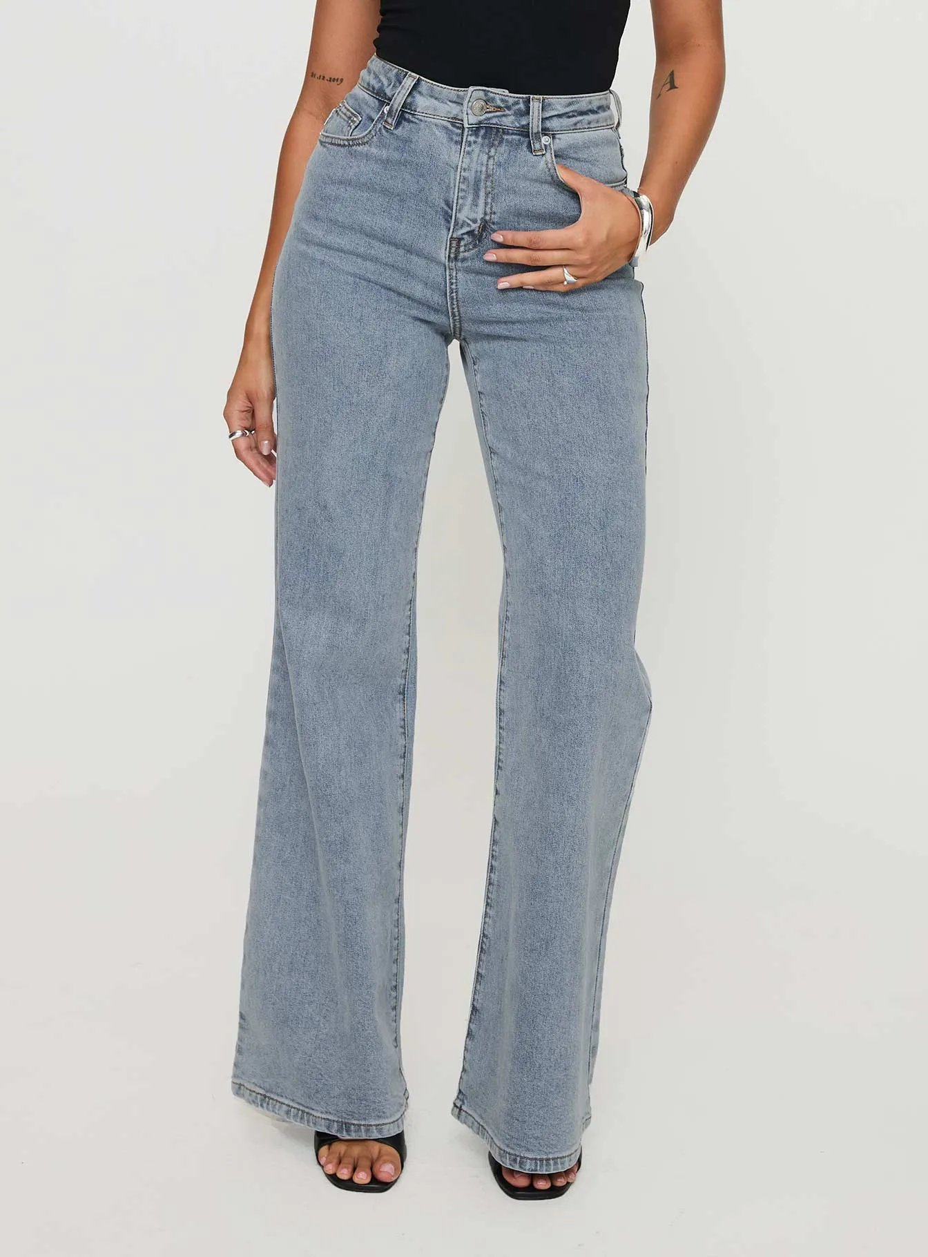 Thearlie High Flare Jean Light Wash